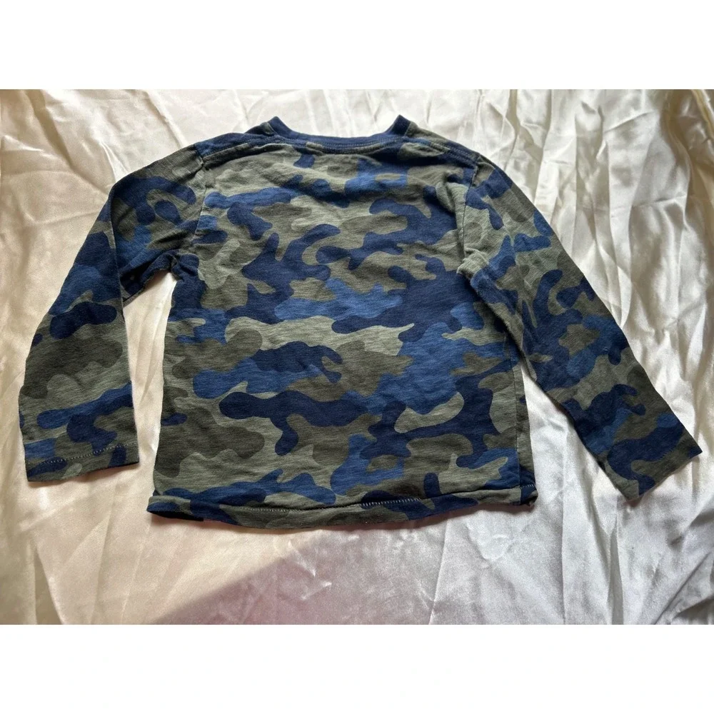 EUC Baby Gap Mickey Mouse Unisex Long-sleeve Camo Shirt 5T